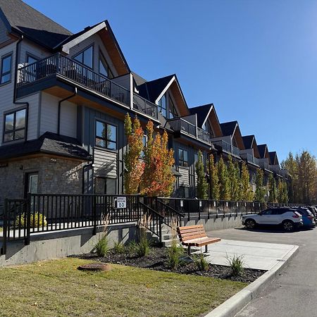 Joe'S Contemporary 2 King Bedrooms Vacation Home In Canmore Exteriör bild