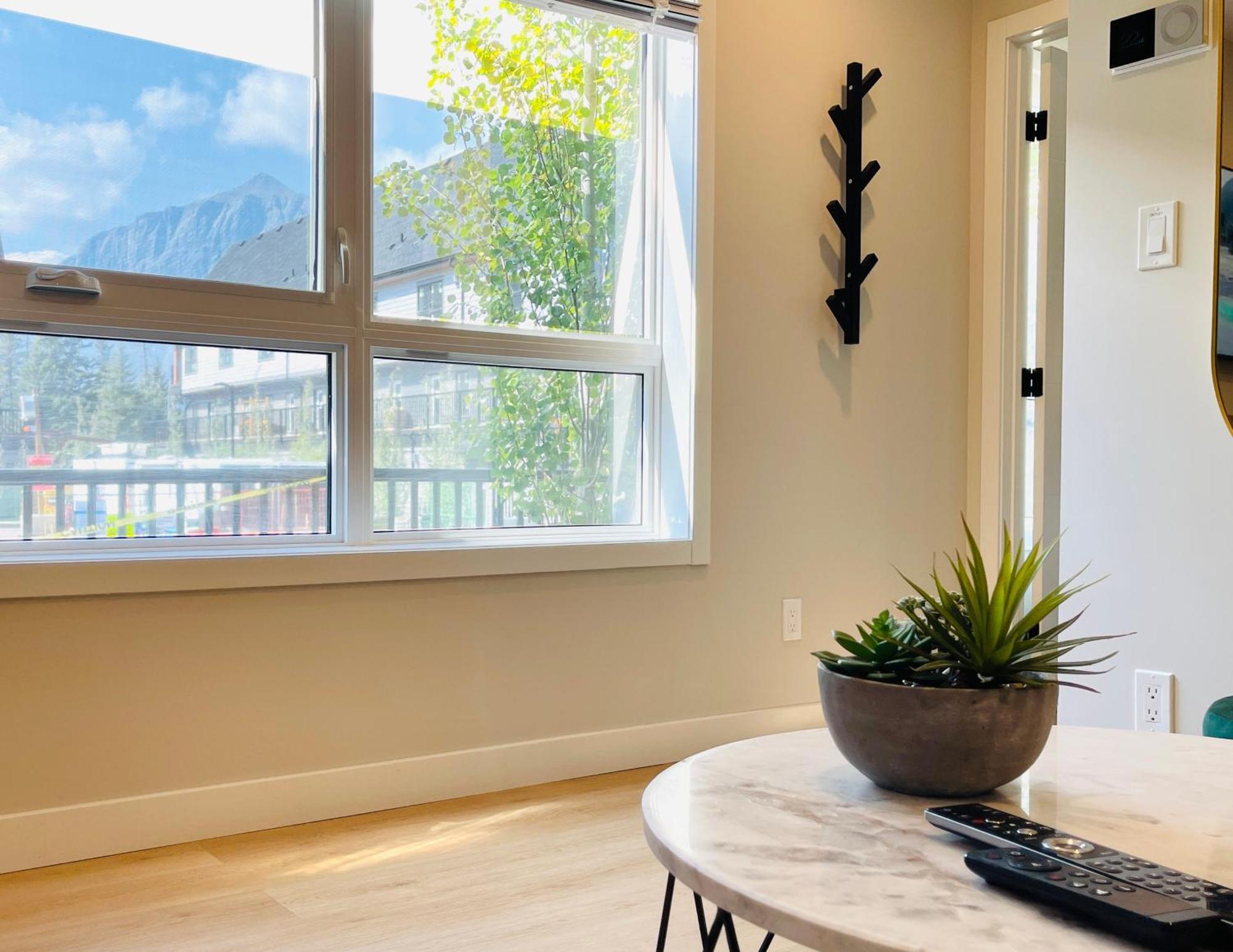 Joe'S Contemporary 2 King Bedrooms Vacation Home In Canmore Exteriör bild
